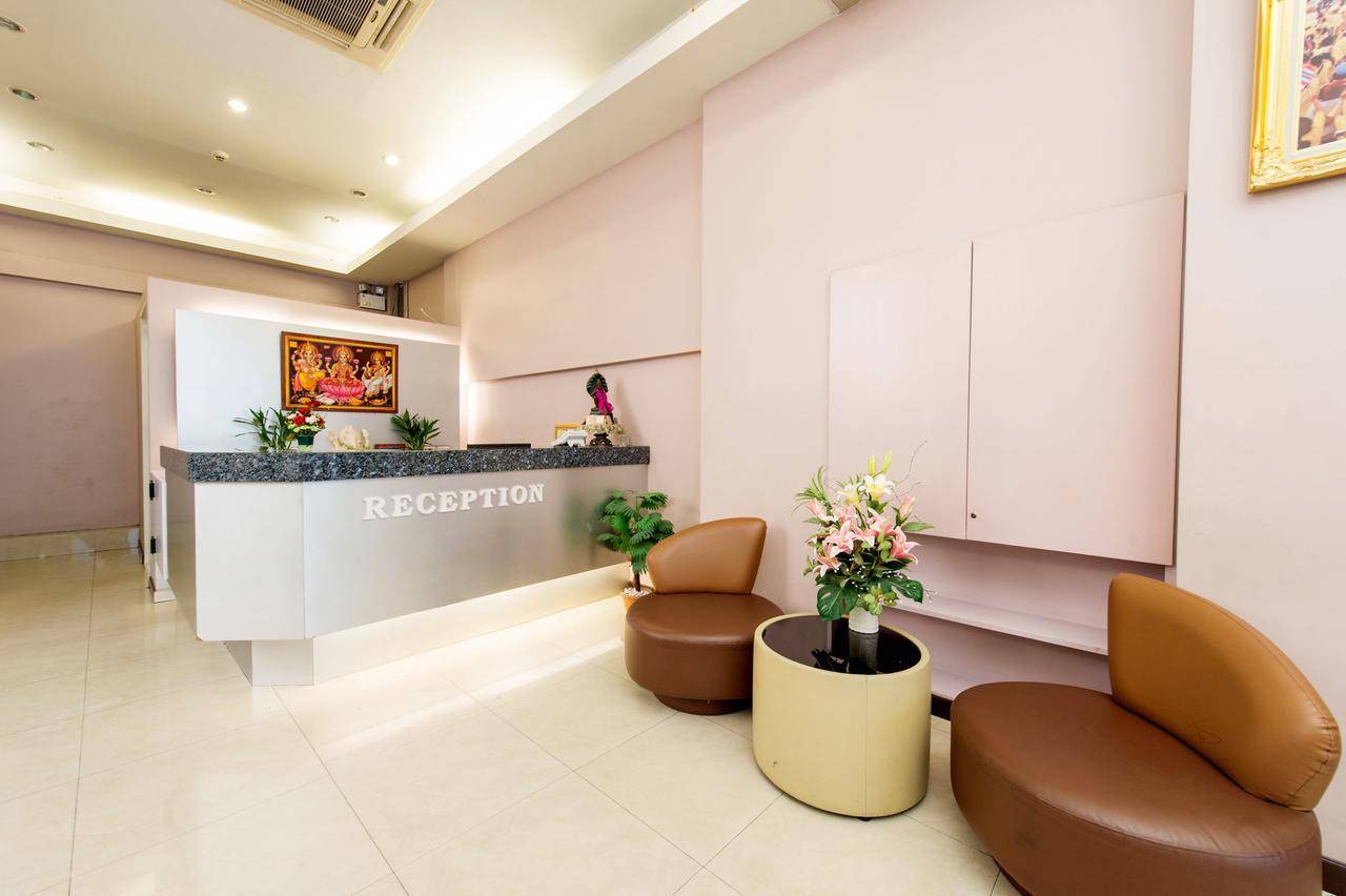 Hotel Tara Monte Bangkok Esterno foto